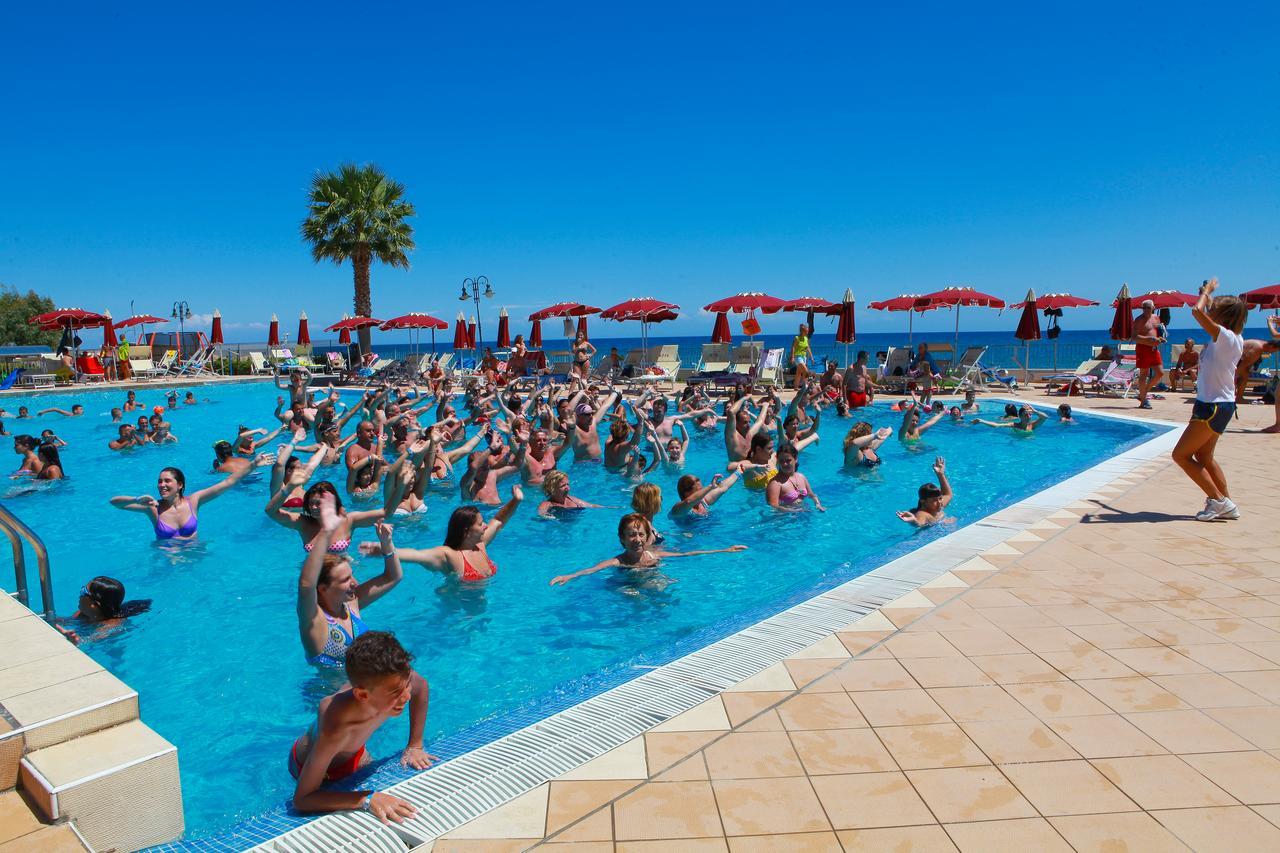 Club Esse Costa Dello Jonio Hotel Mandatoriccio Marina Exterior foto